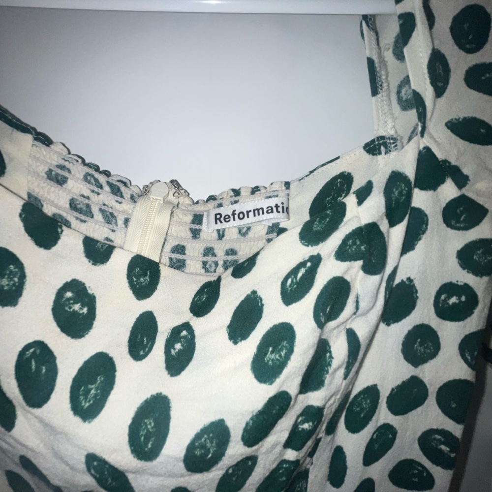 Reformation Hilda long-sleeve midi dress in Tapioca green Polka Dot - Picture 4 of 5